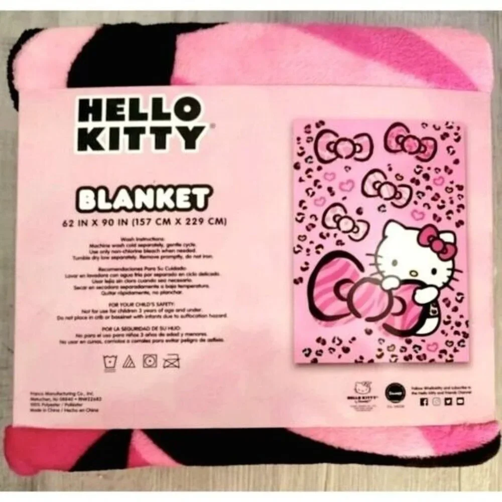 Hello Kitty Plush Blanket Size 62"x 90" Pink - Picture 3 of 7